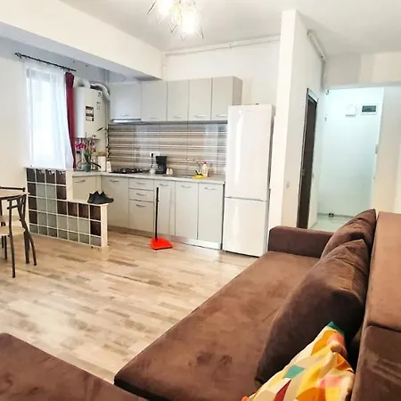 Διαμέρισμα Apartament Robert 150m De Plaja *